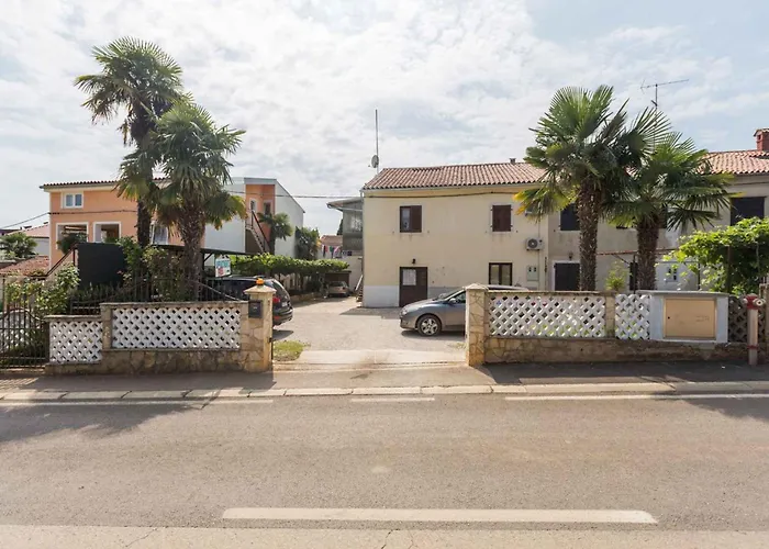 Apartment In Porec - Istrien 51168